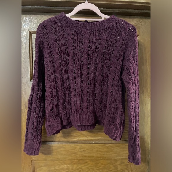 American eagle purplish red‎ knit sweater - Picture 1 of 7